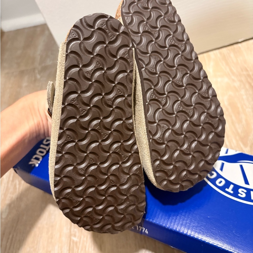 Birkenstock Kids' Boston Suede Clogs - Tan size 8 - Picture 5 of 5